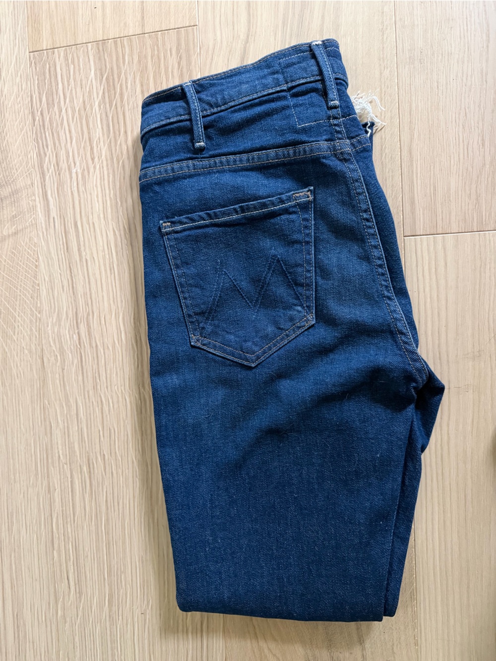 MOTHER
The Hustler Flood Fray High Rise Jeans in Kicks And Riffs